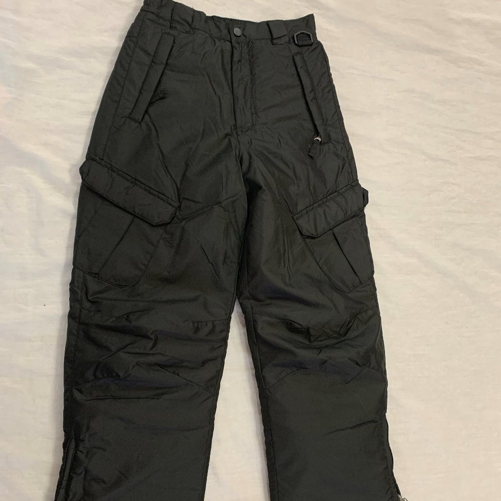 🫐🫐🫐   ARCTIC QUEST BOYS CARGO SNOW PANTS SIZE S 8-10 BLACK  🫐🫐🫐